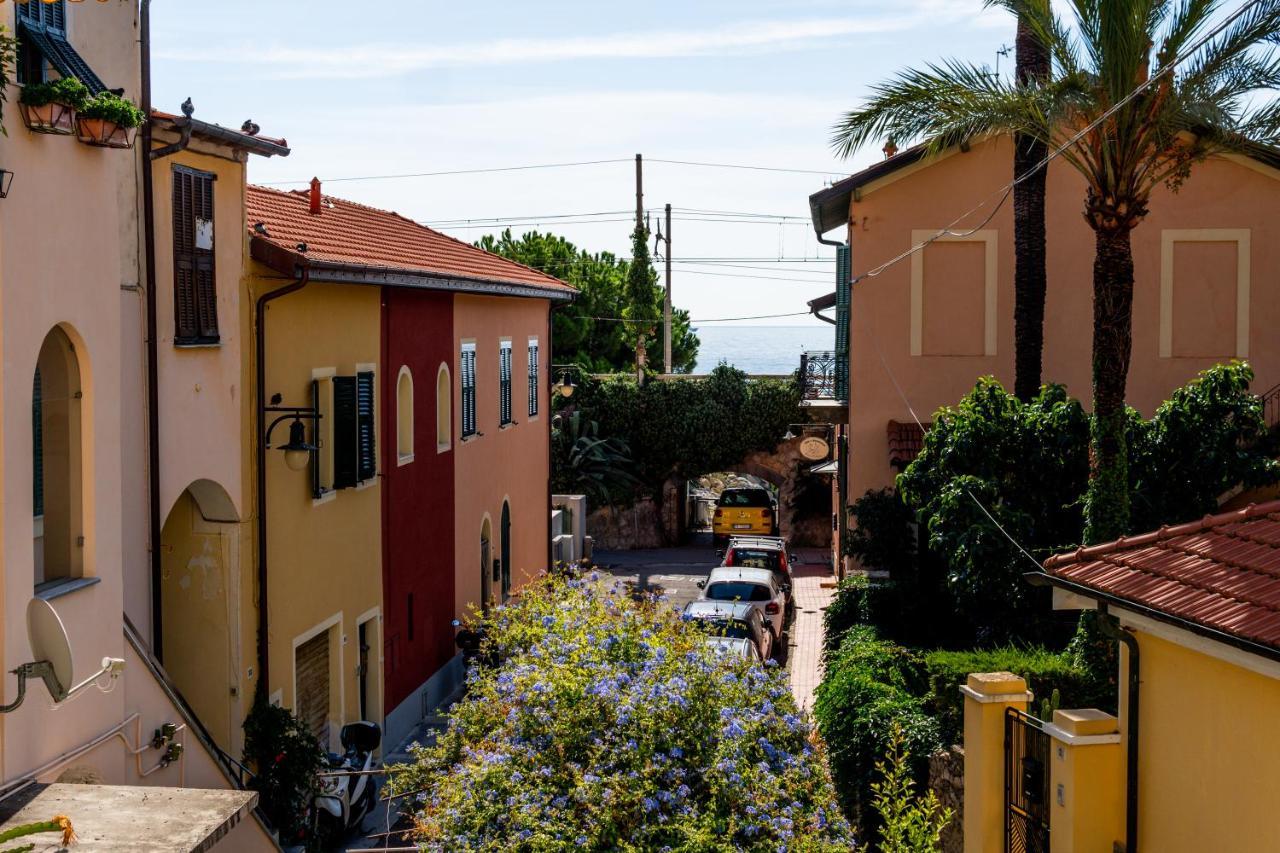 New Fishermans House Seaside, Air Conditioning & Wi-Fi Bordighera Exterior photo